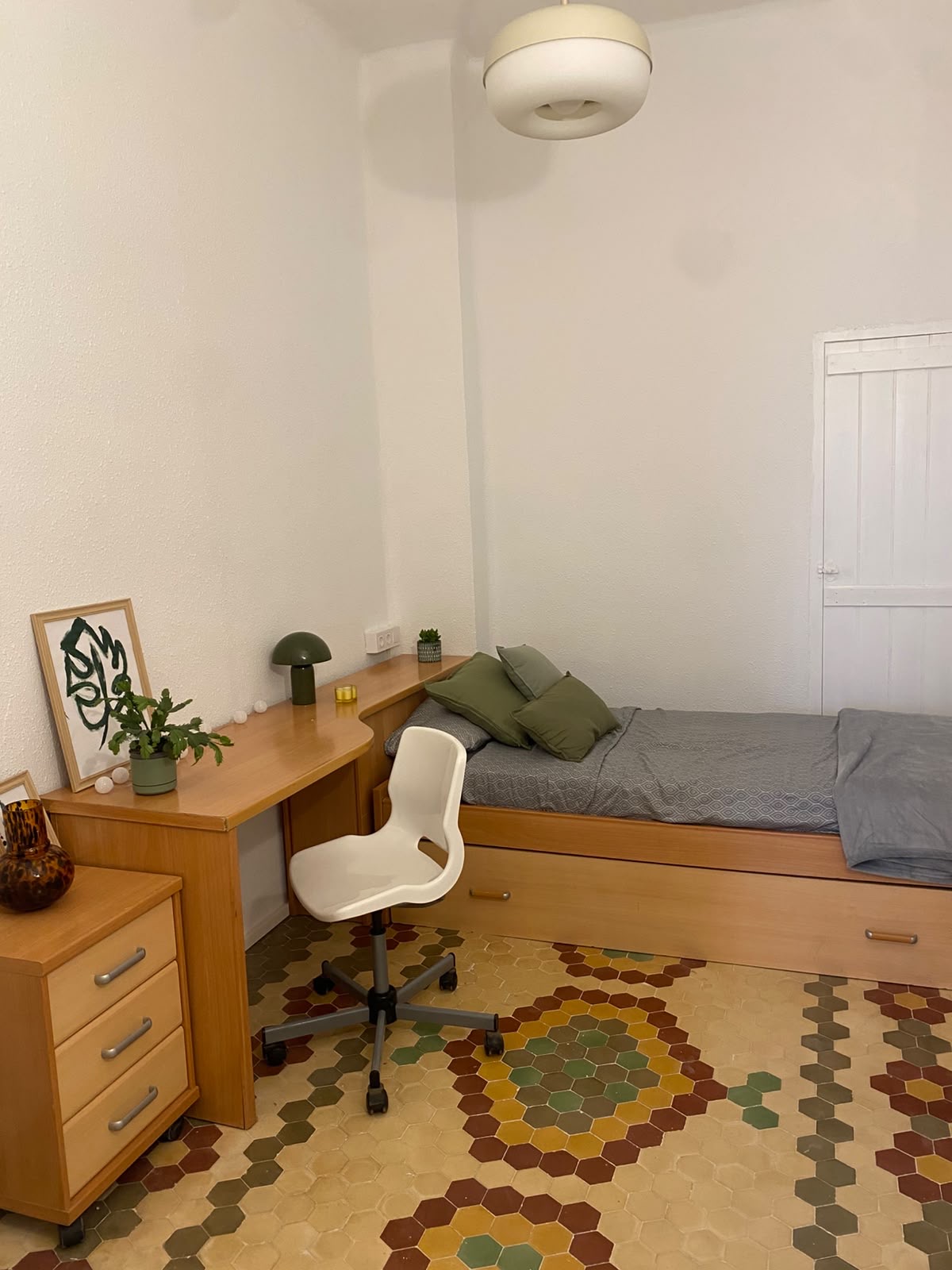 Habitación para estudiantes en Valencia - Busco compañeras para piso compartido en Ruzafa