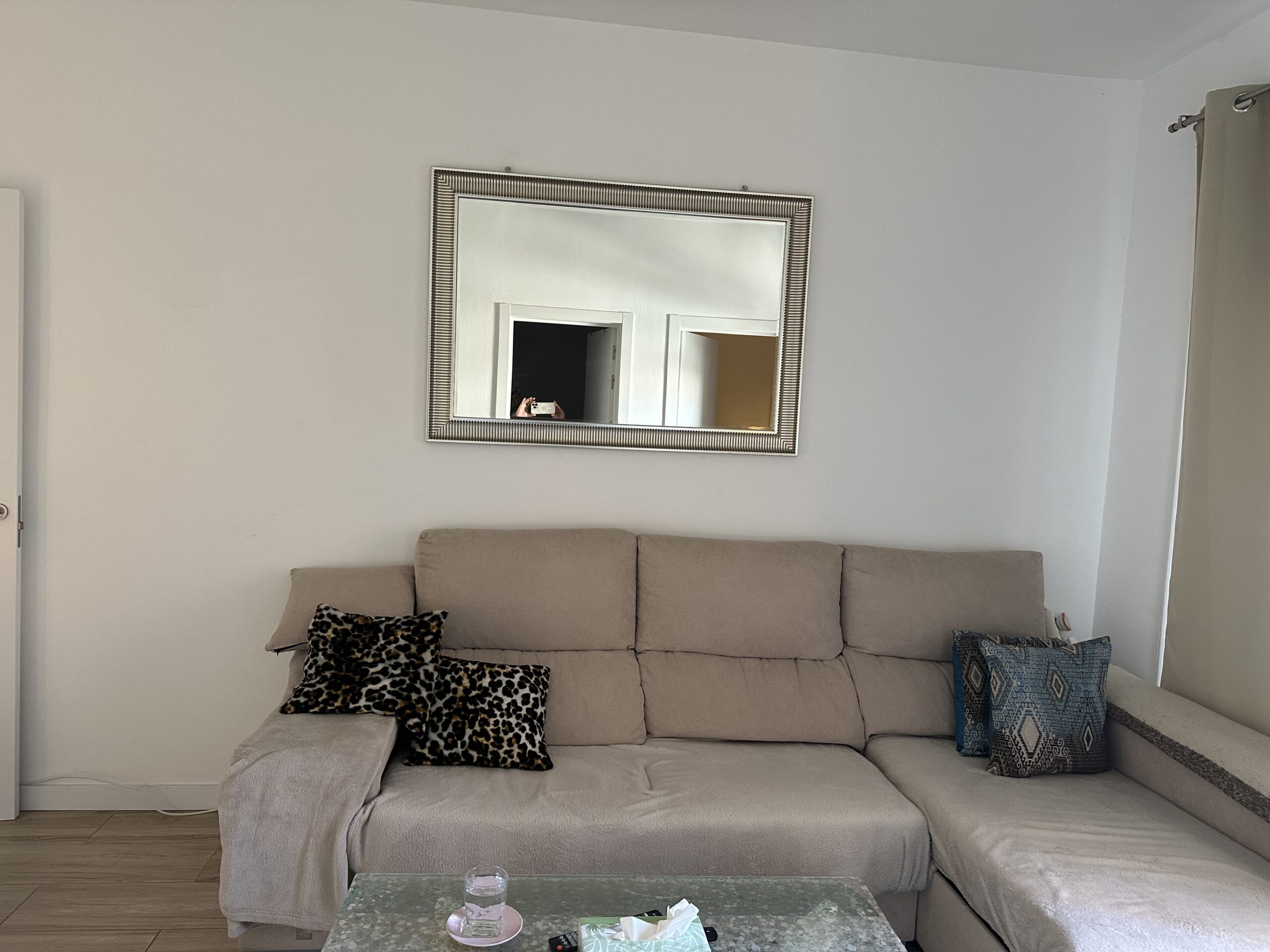 Habitación para estudiantes en España - Habitación compartida en plaza España
