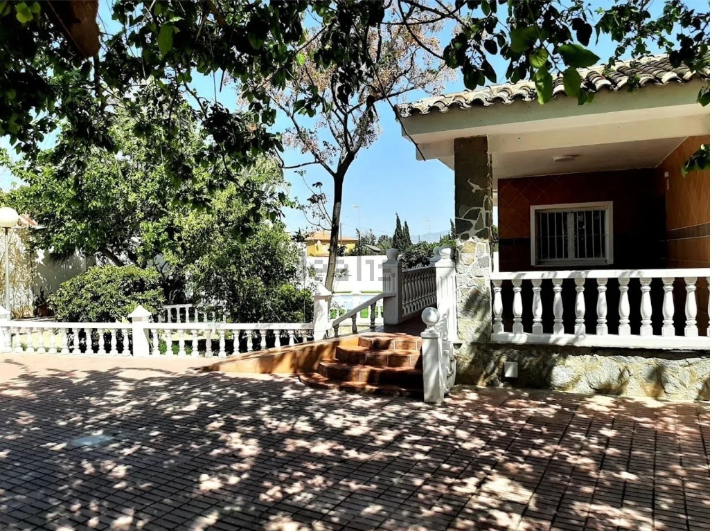 Habitación para estudiantes en España - Chalet en san Vicente del Raspeig para 4 estudiantes o empleados UA hasta 30 Junio