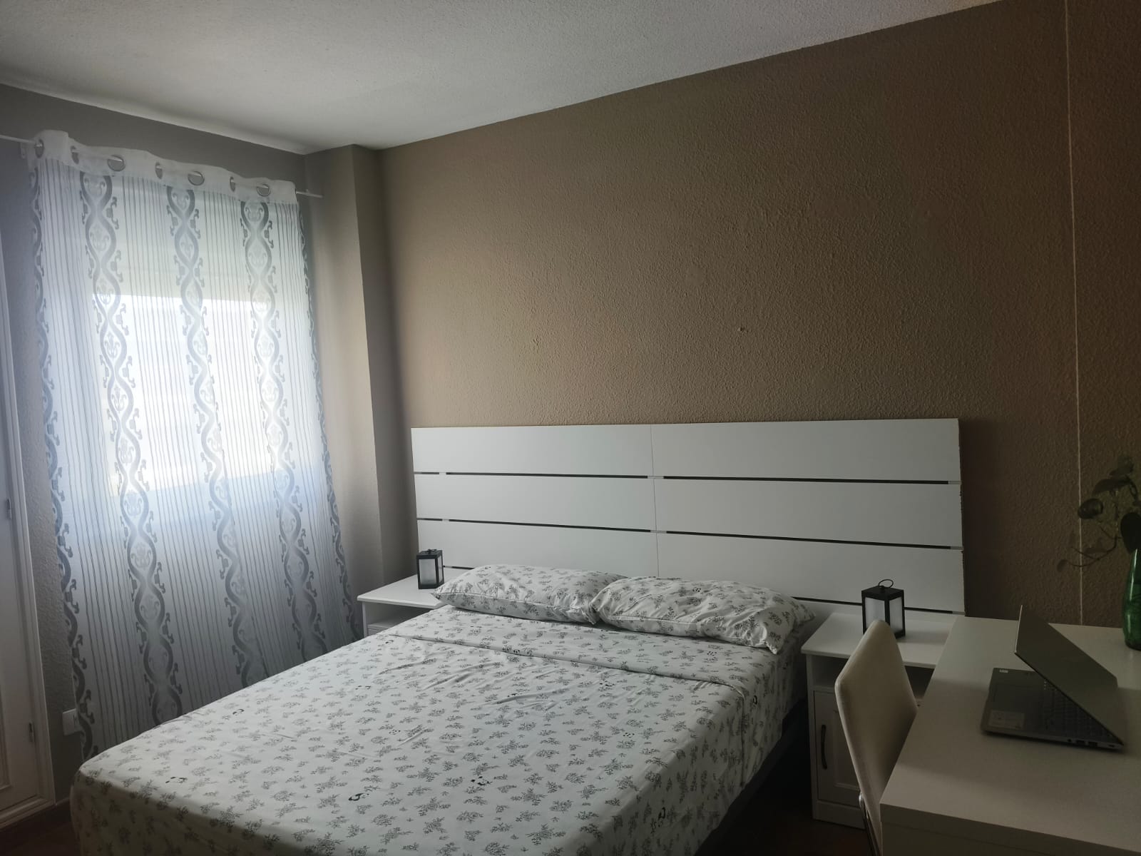 Habitación para estudiantes en España - ALQUILER HABITACION AVENIDA TRES DE MAYO TENERIFE