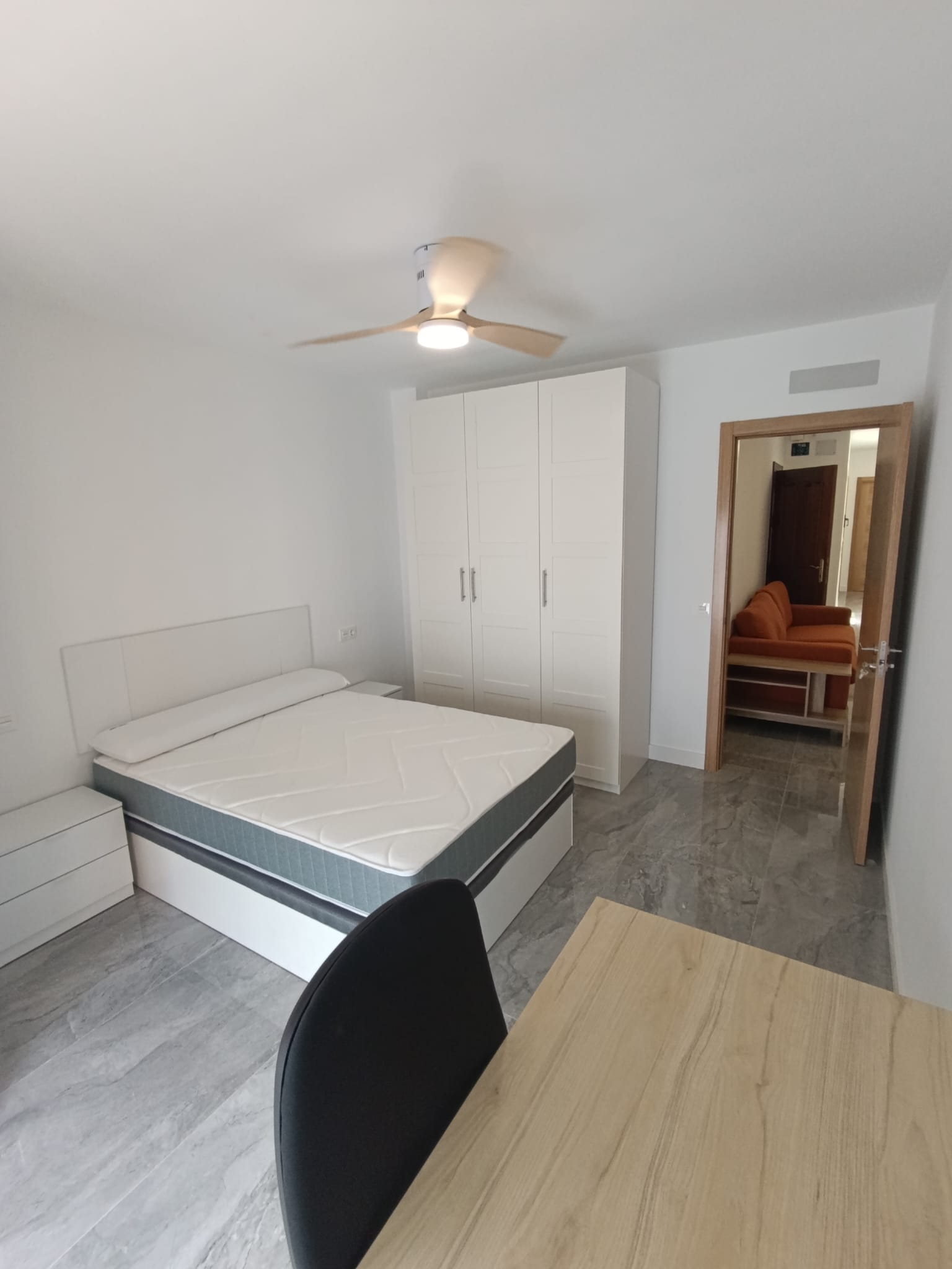 Habitación para estudiantes en Málaga - Alquiler habitaciones para estudiantes en Málaga ¡Recien reformado!