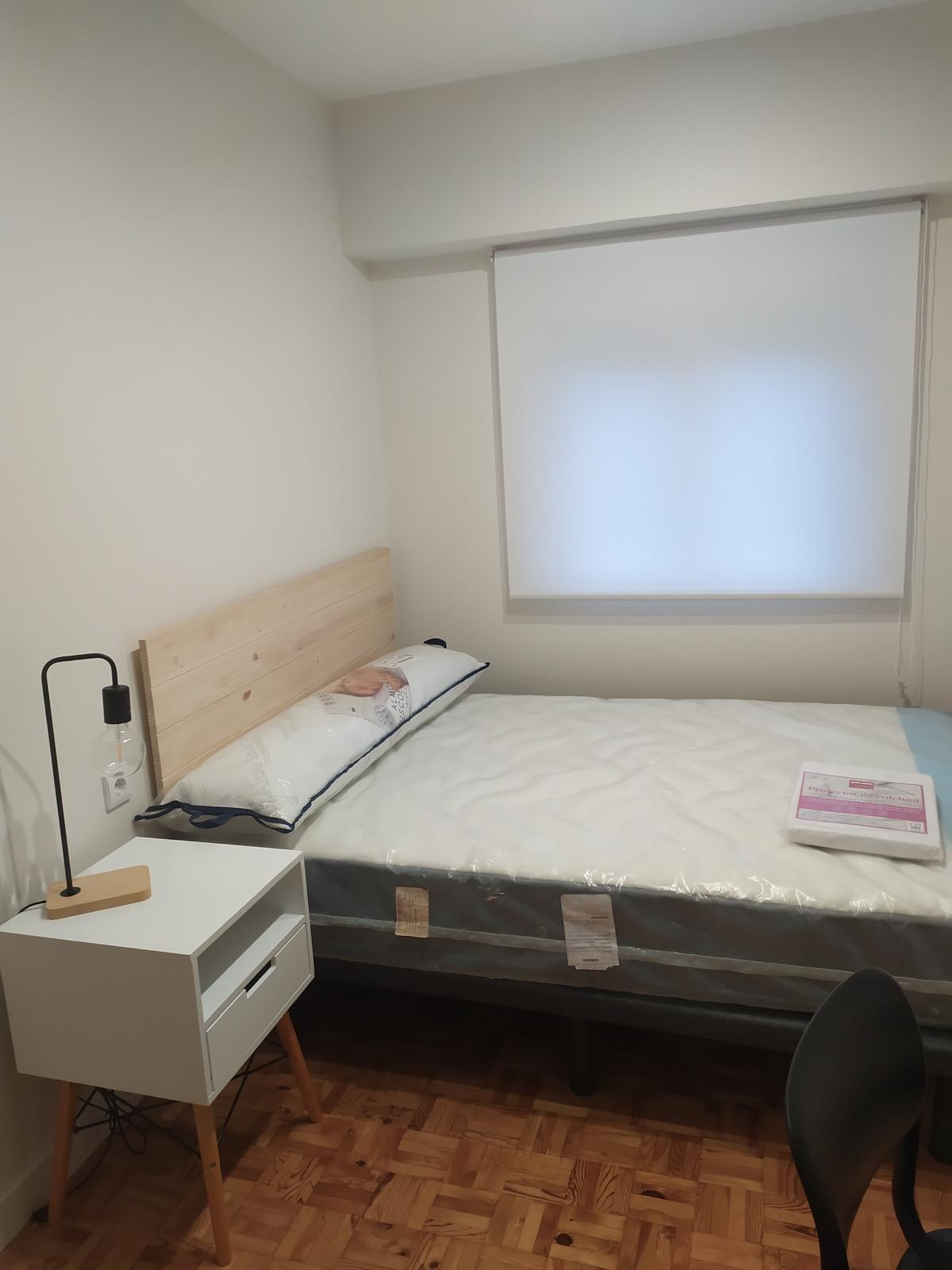 Habitación para estudiantes en España - Buscamos compañero de piso en A coruña