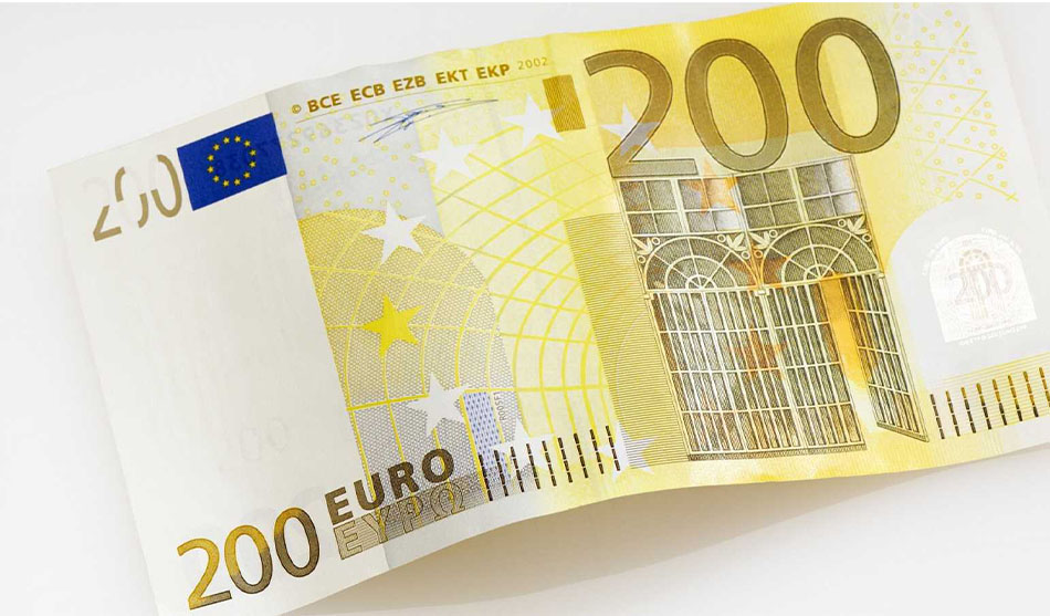 109- ¿Pueden los estudiantes pedir la nueva ayuda de 200 euros?