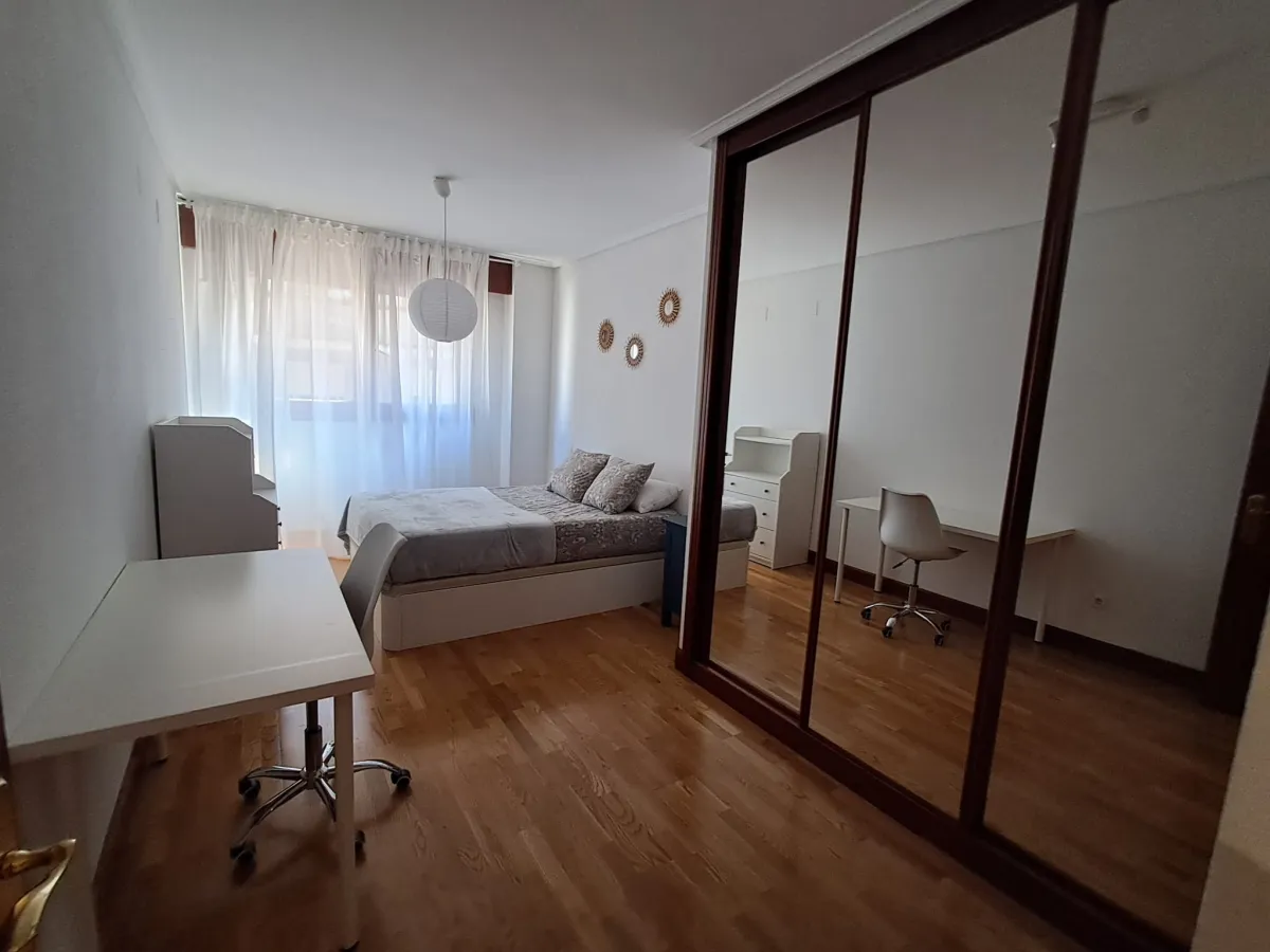 Habitación para estudiantes en ASTRABUDUA - HABITACION CON BAÑO PRIVADO