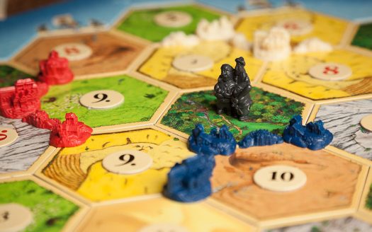 juegos de mesa pisos de estudiantes