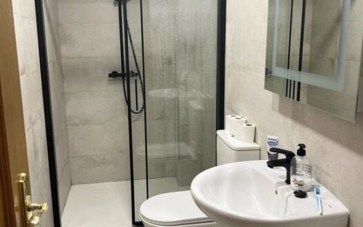 Habitaciones al lado de hospital San Eloy Barakaldo en Cuvi