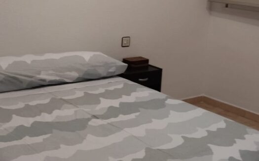 ALQUILER HABITACIÓN GRANADA CENTRO en Cuvi