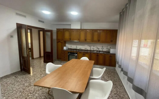 ALQUILER HABITACION PARA SOLO ESTUDIANTES, 260€ en Cuvi