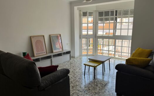 Alquiler de Piso céntrico Almería - Puerta Purchena en Cuvi
