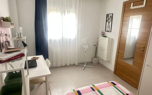 Habitación en Carolinas Bajas/Alicante en Cuvi