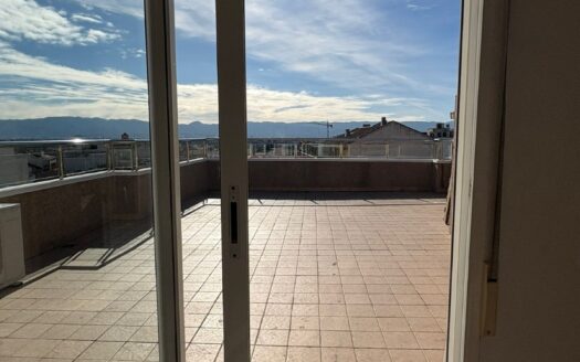 PISO PARA ESTUDIANTES CERCA DE LA UCAM!!! en Cuvi