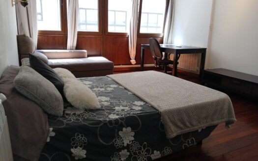 Habitaciones individuales en Pensión-Residencia de Estudiantes – ¡Todo incluido y a tu medida! A 4 minutos del Campus Sur en Cuvi