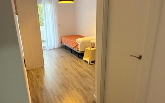 Habitación con baño interior y Aire Acondicionado en Cuvi