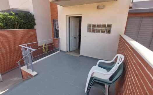 Alquilo 3 habitaciones de un dúplex en Guadalupe. en Cuvi