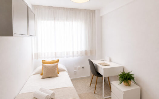 Apartamento en Alquiler por Habitaciones Ciudad Jardin. Málaga 29014 en Cuvi