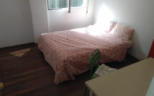 ALQUILER HABITACION EN PISO DE ESTUDIANTES PARA VERANO Y CURSO UNIVERSITARIO en Cuvi