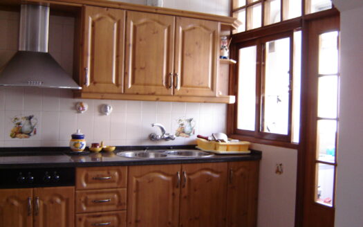 HABITACIÓN ALQUILER 2 CHICAS ESTUDIANTES CURSO 26-27 MÁLAGA METRO UNIÓN en Cuvi