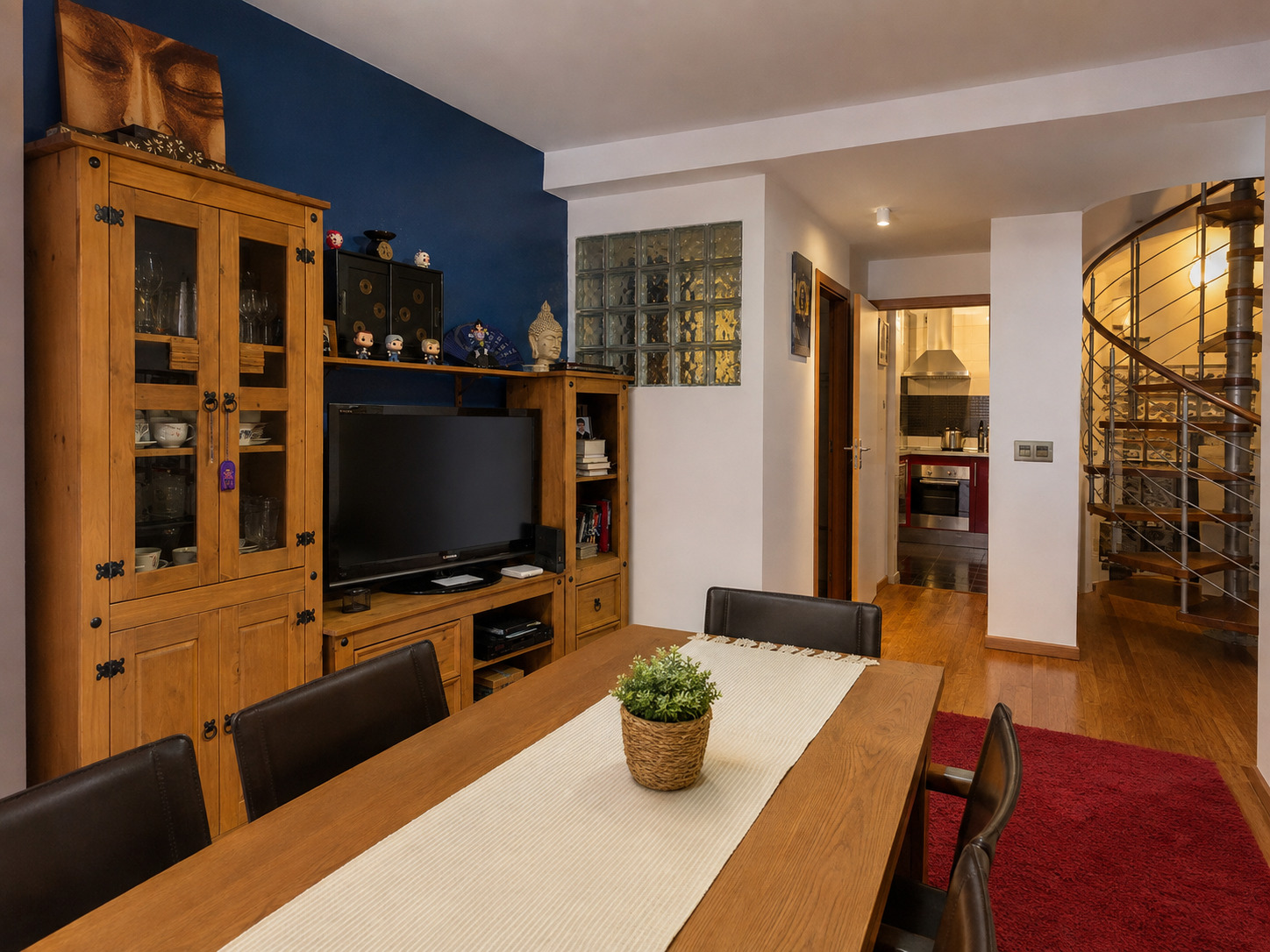 Casa completa en Nervión–Gran Plaza · ideal máster o pareja