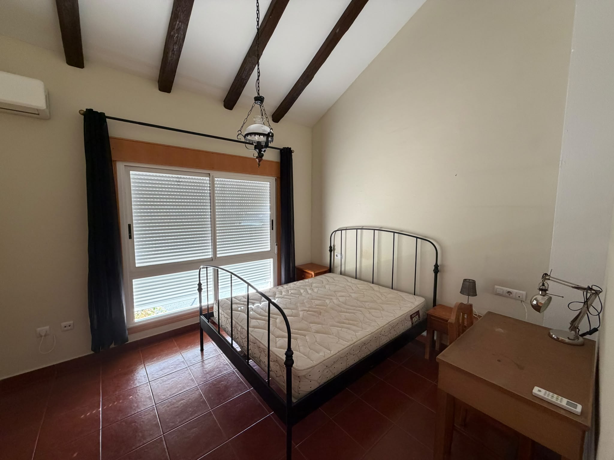 ALQUILER PARA ESTUDIANTES. ALQUILO POR HABITACIÓN TAMBIÉN