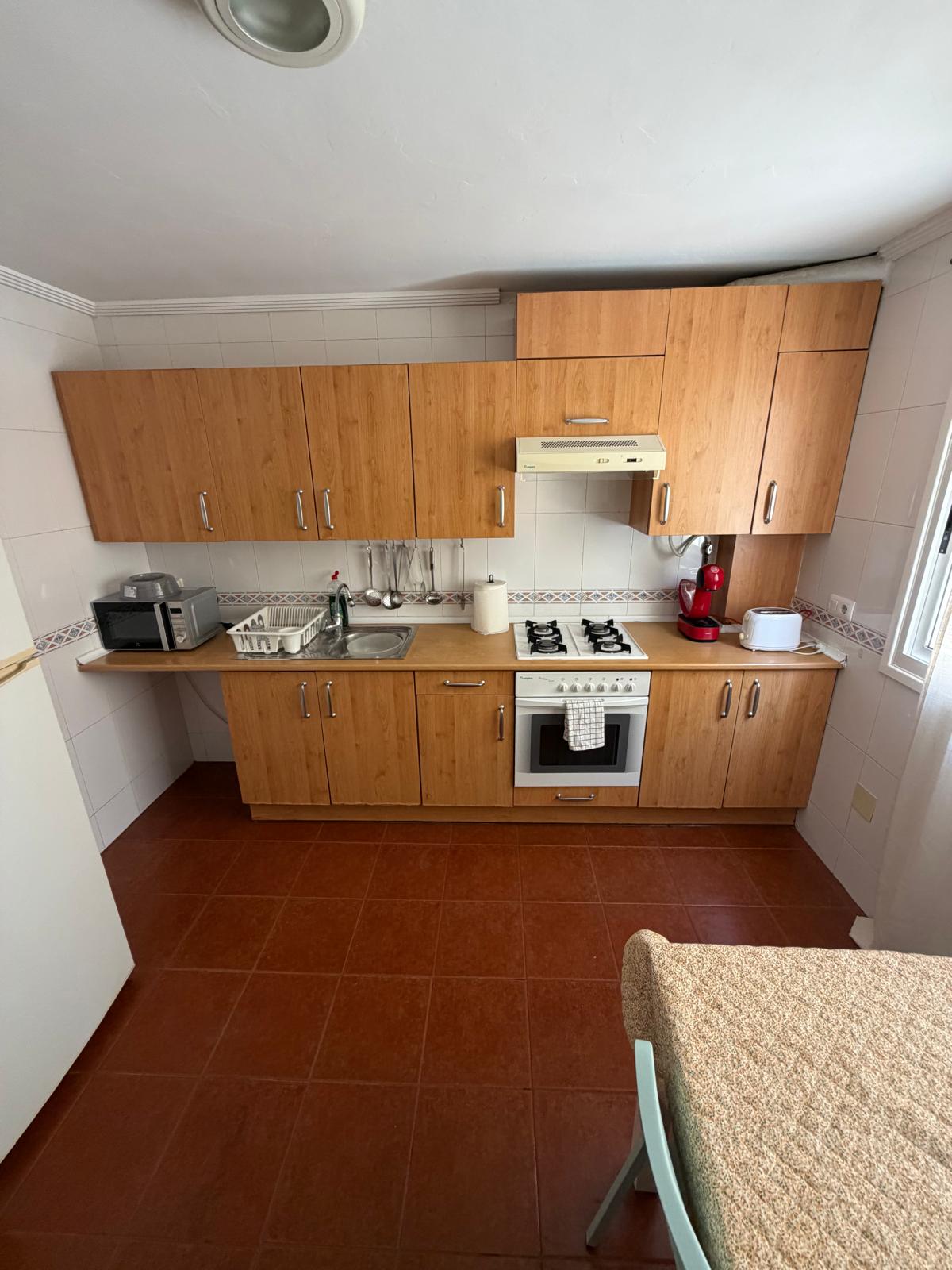 ALQUILER PARA ESTUDIANTES. ALQUILO POR HABITACIÓN TAMBIÉN